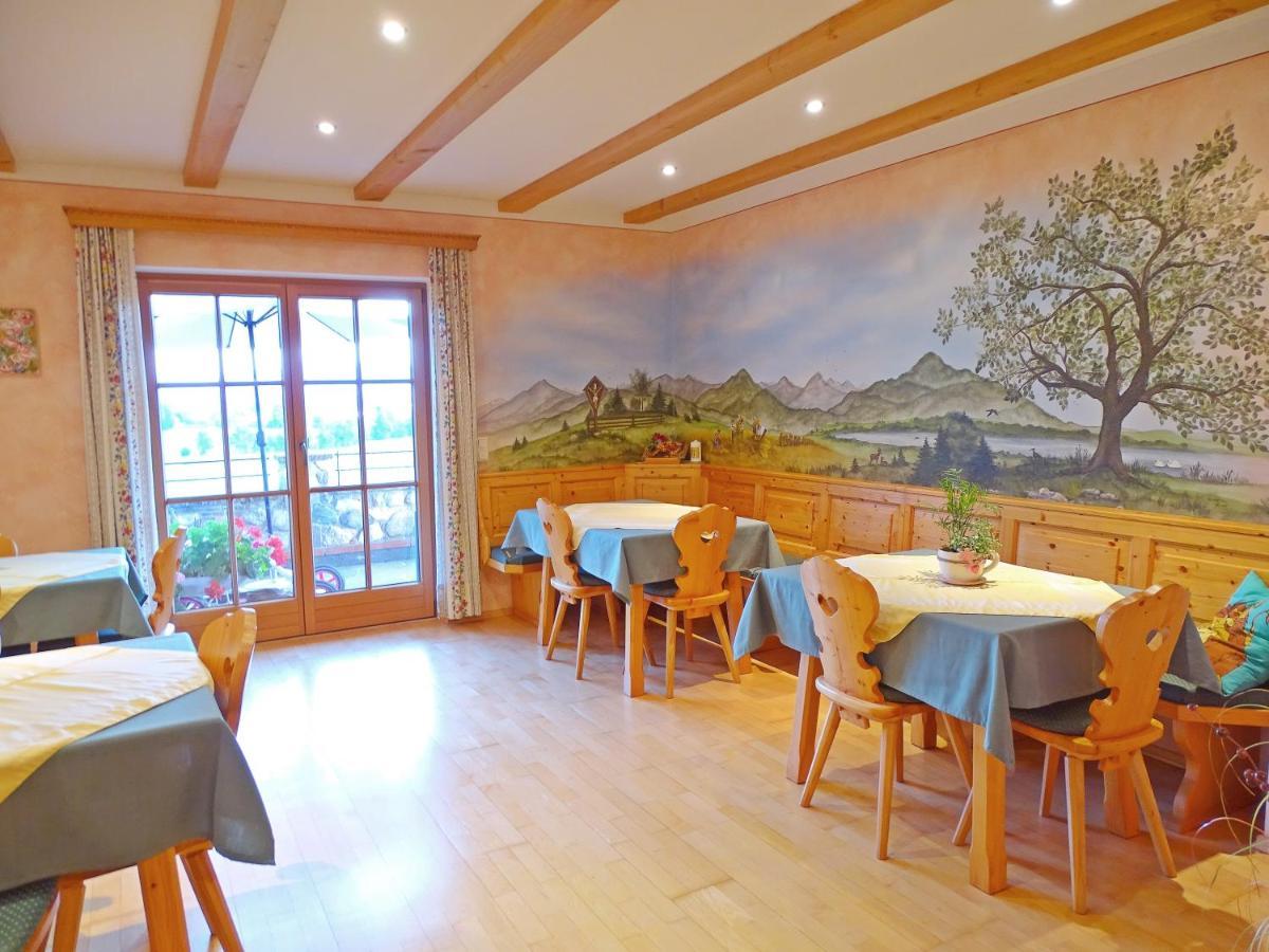 桑霍夫酒店 Oberhofen am Irrsee 外观 照片